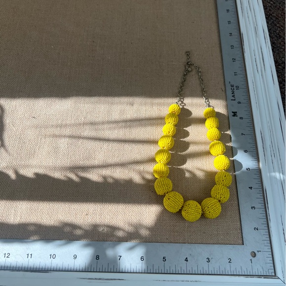 J Crew seed bead graduated ball yellow necklace flintstones statement bold - Picture 6 of 6